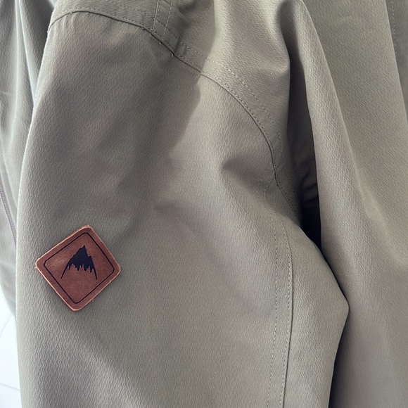 Burton jacket coat - Picture 9 of 9